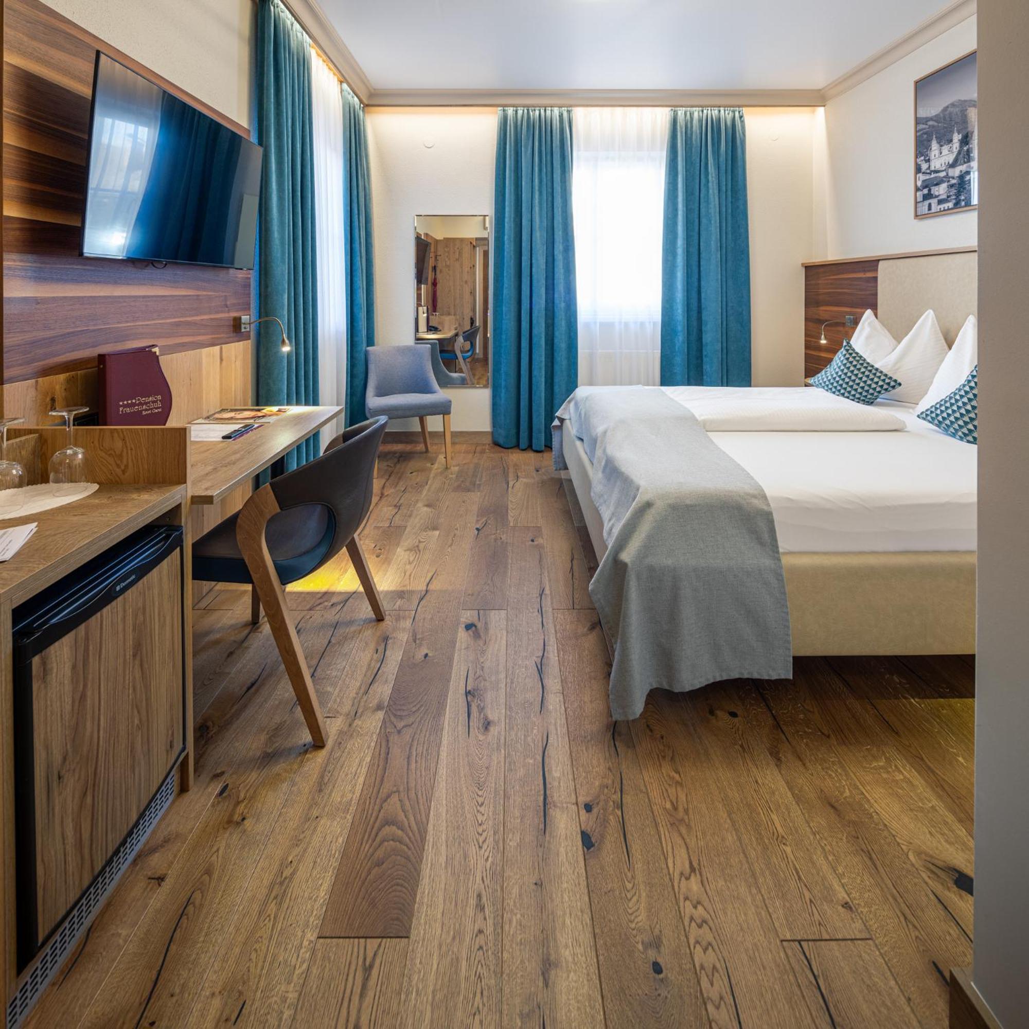 Frauenschuh Garni 4* Salzburgo